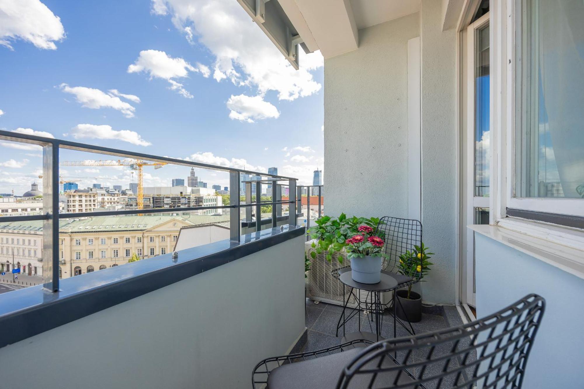 Bright With Air Conditioning Near Ogrod Saski By Renters * Warschau