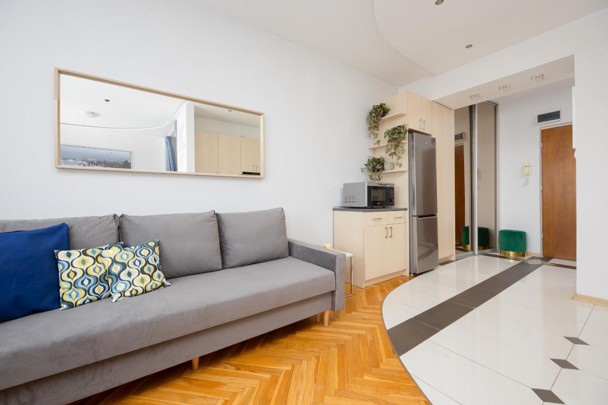 Lägenhet Bright With Air Conditioning Near Ogrod Saski By Renters Warszawa